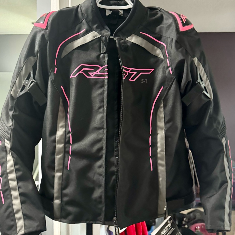 Ladies Black and Pink Motorcycle Jacket with full armour sexy and sporty